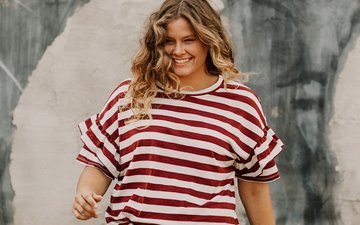 Ein Erfahrungsbericht über die Arbeit als Eutonie Pädagogin Artikel Eutonie junge Frau