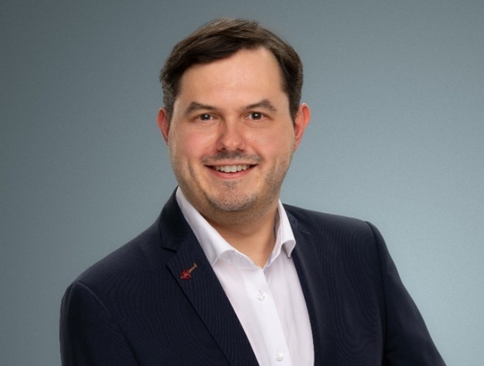 Portraitfoto PD Dr. med. Maximilian Deest