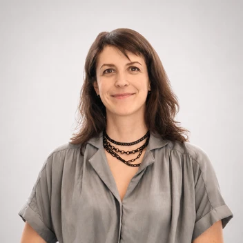 Portraitfoto Juliane H&uuml;ben
