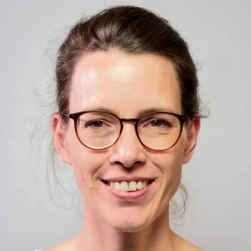 Portraitfoto Dr. Laura Lena Fisler